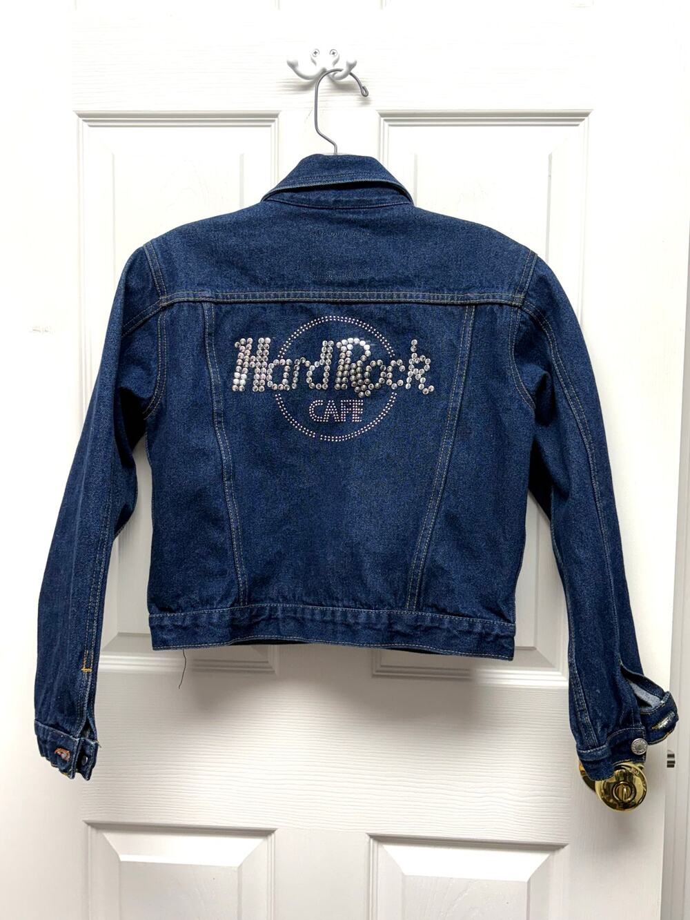 Hard Rock Cafe Vintage Denim Jacket Hollywood Metal Stud Logo – XS Cropped